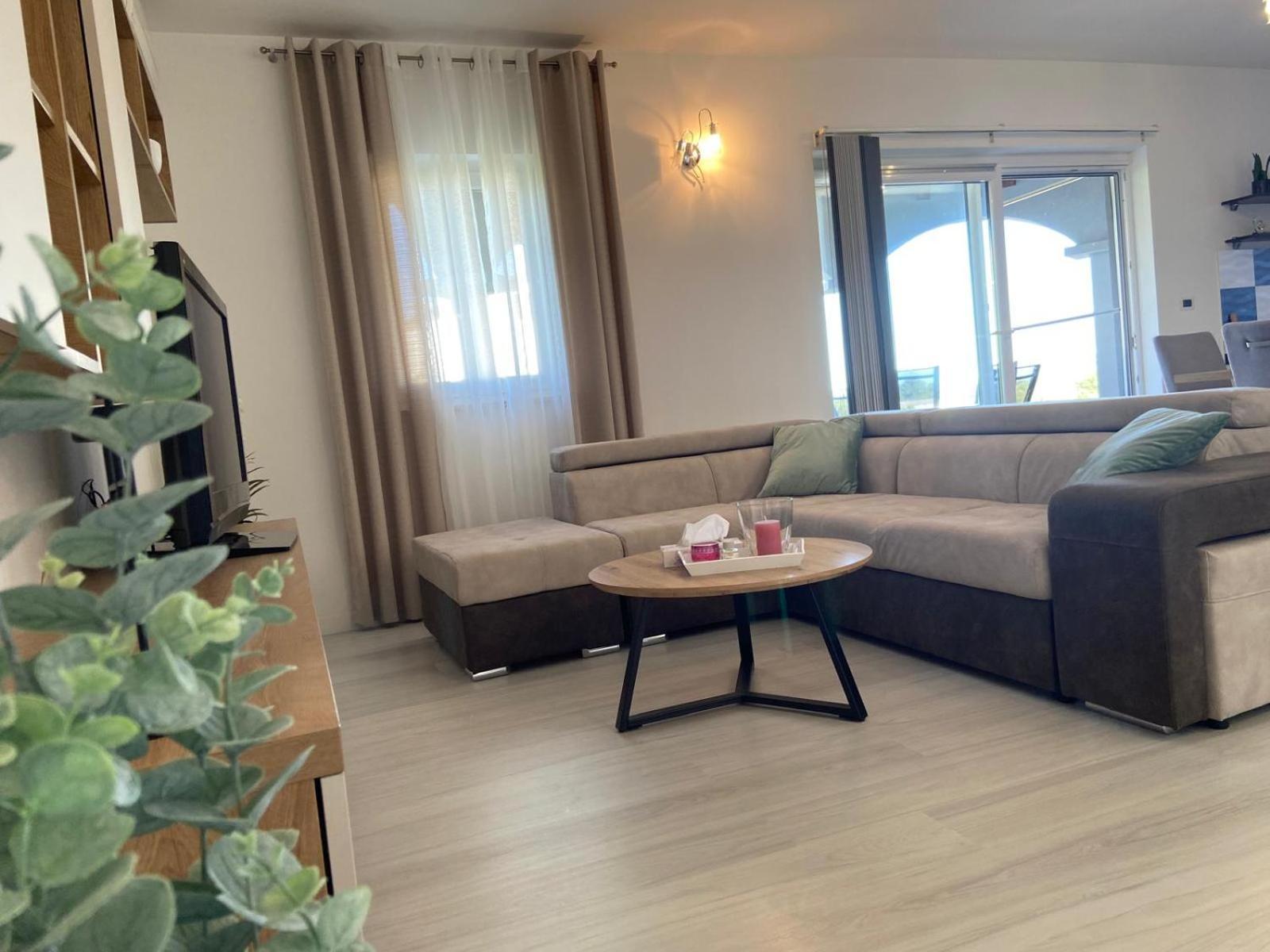 Holiday Home Mihaela Visnjan Ngoại thất bức ảnh