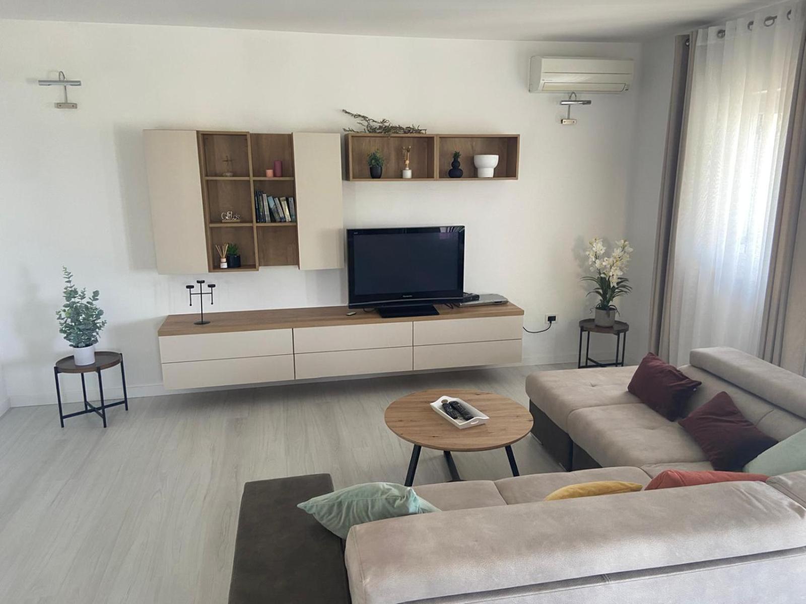 Holiday Home Mihaela Visnjan Ngoại thất bức ảnh